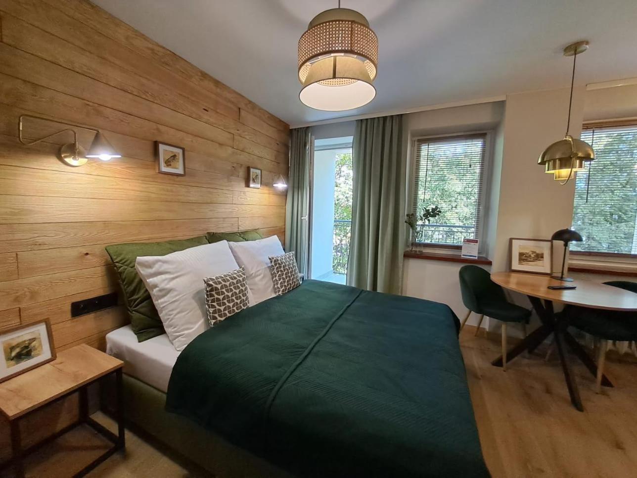 Dk Apartamenty Hotelove Giżycko Exteriör bild
