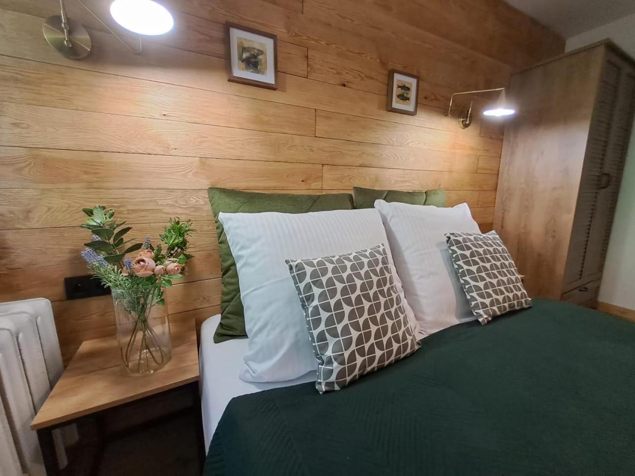 Dk Apartamenty Hotelove Giżycko Exteriör bild