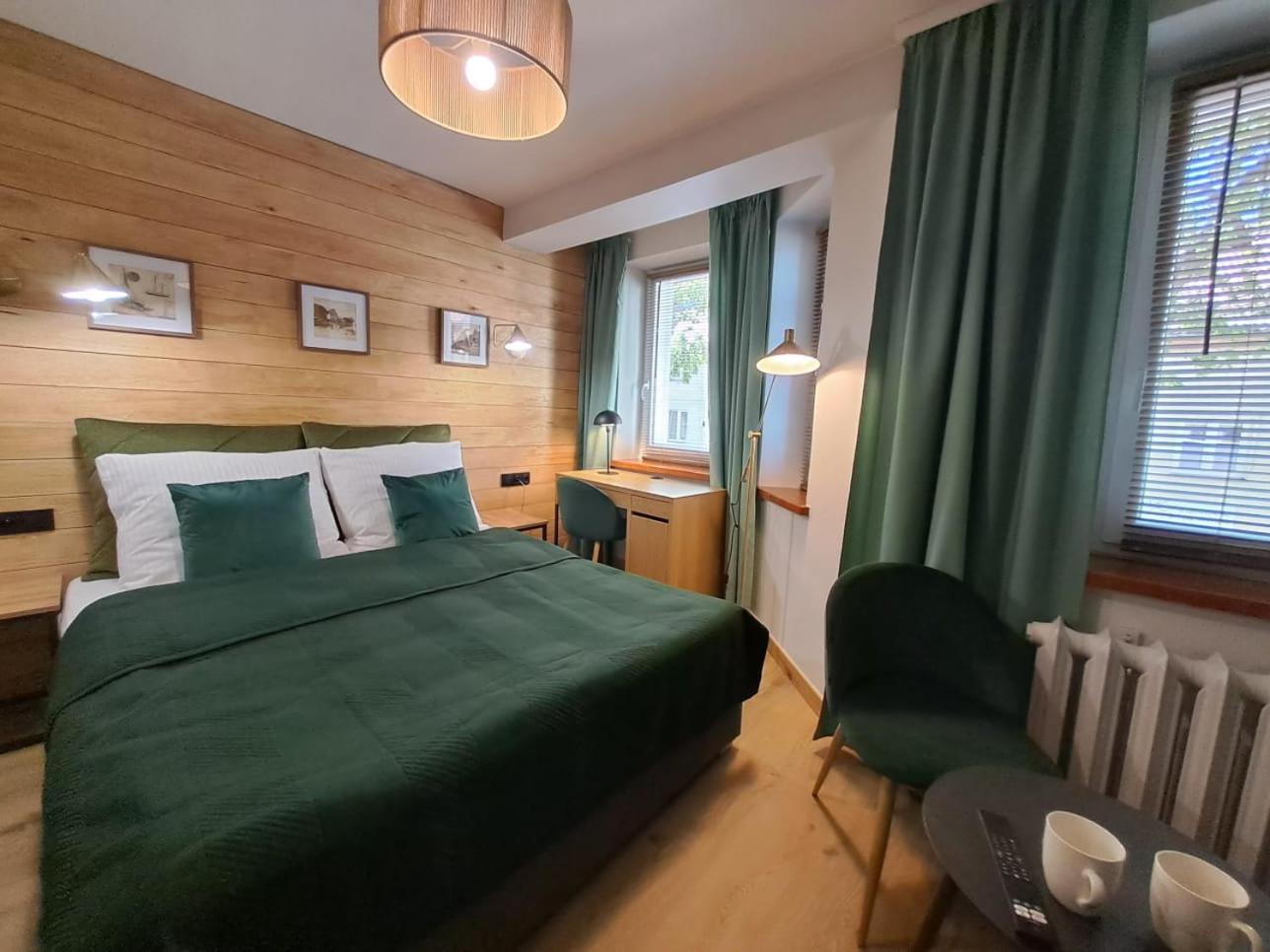 Dk Apartamenty Hotelove Giżycko Exteriör bild