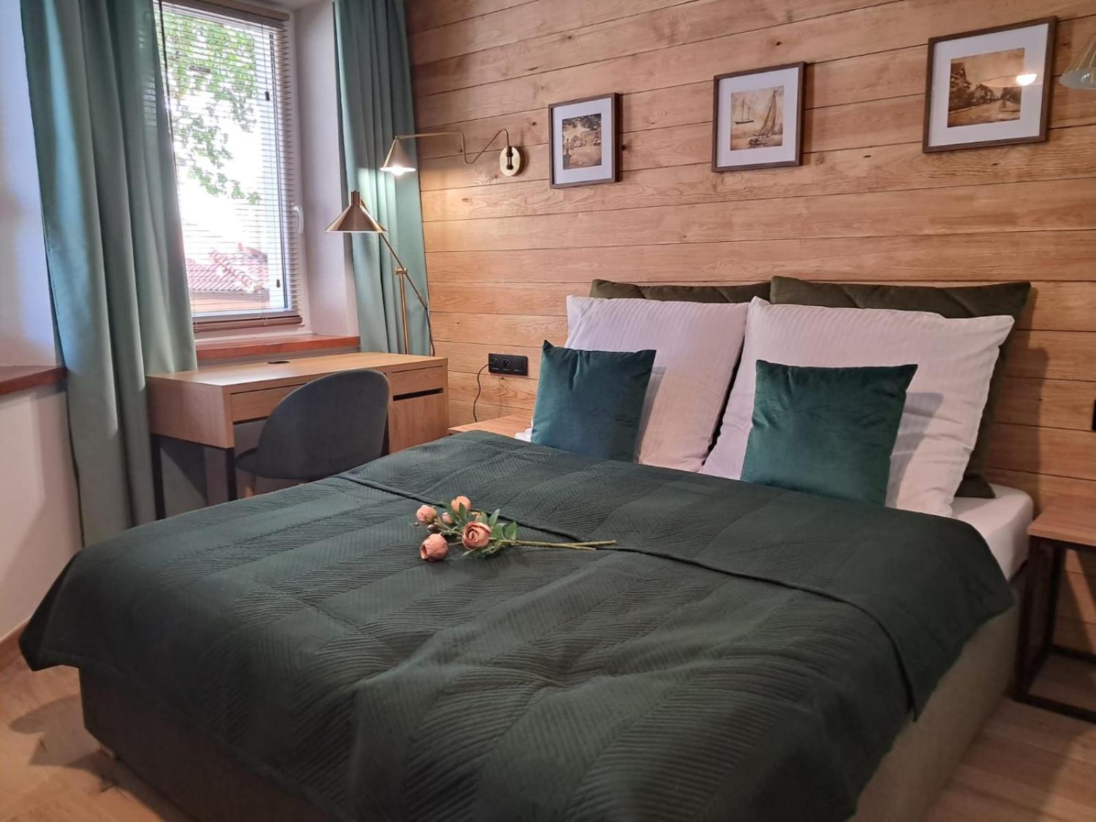 Dk Apartamenty Hotelove Giżycko Exteriör bild